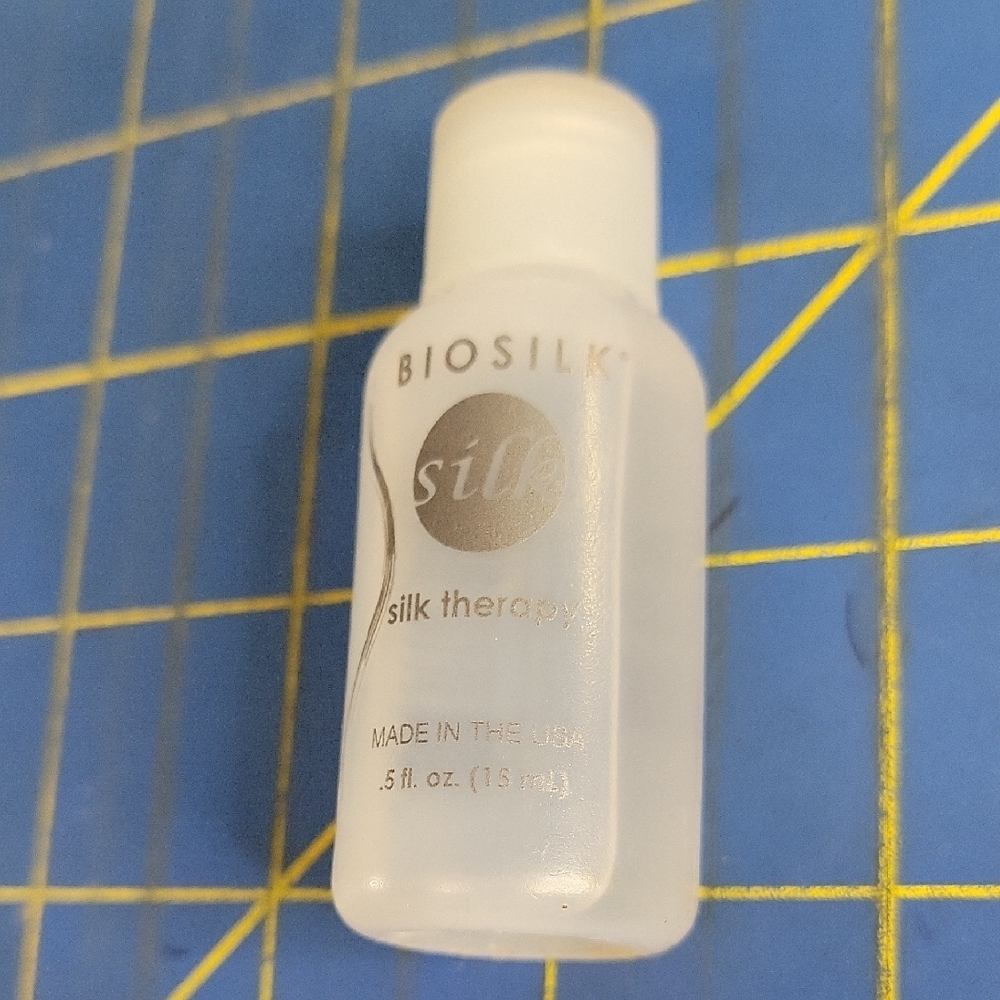 Biosilk Silk Therapy in Frosted White Bottle 15ml New